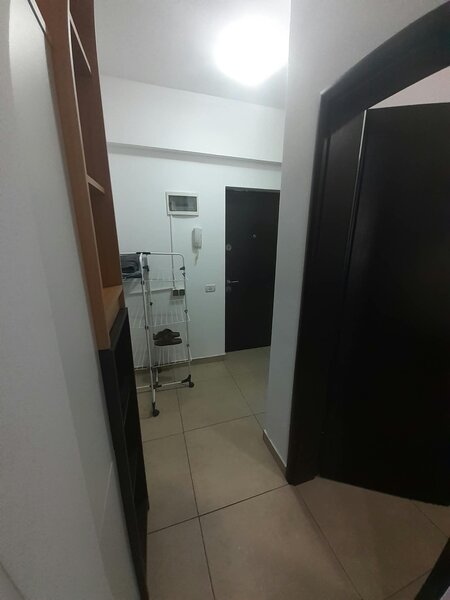 Militari Residence, Auchan, strada Tineretului
