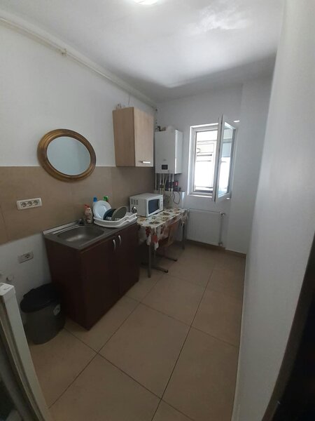 Militari Residence, Auchan, strada Tineretului