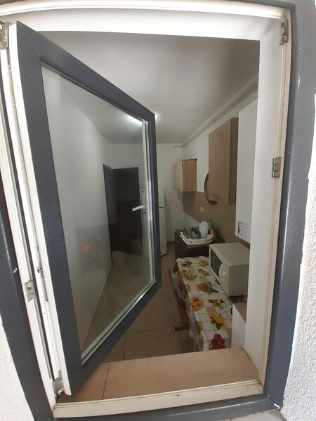 Militari Residence, Auchan, strada Tineretului